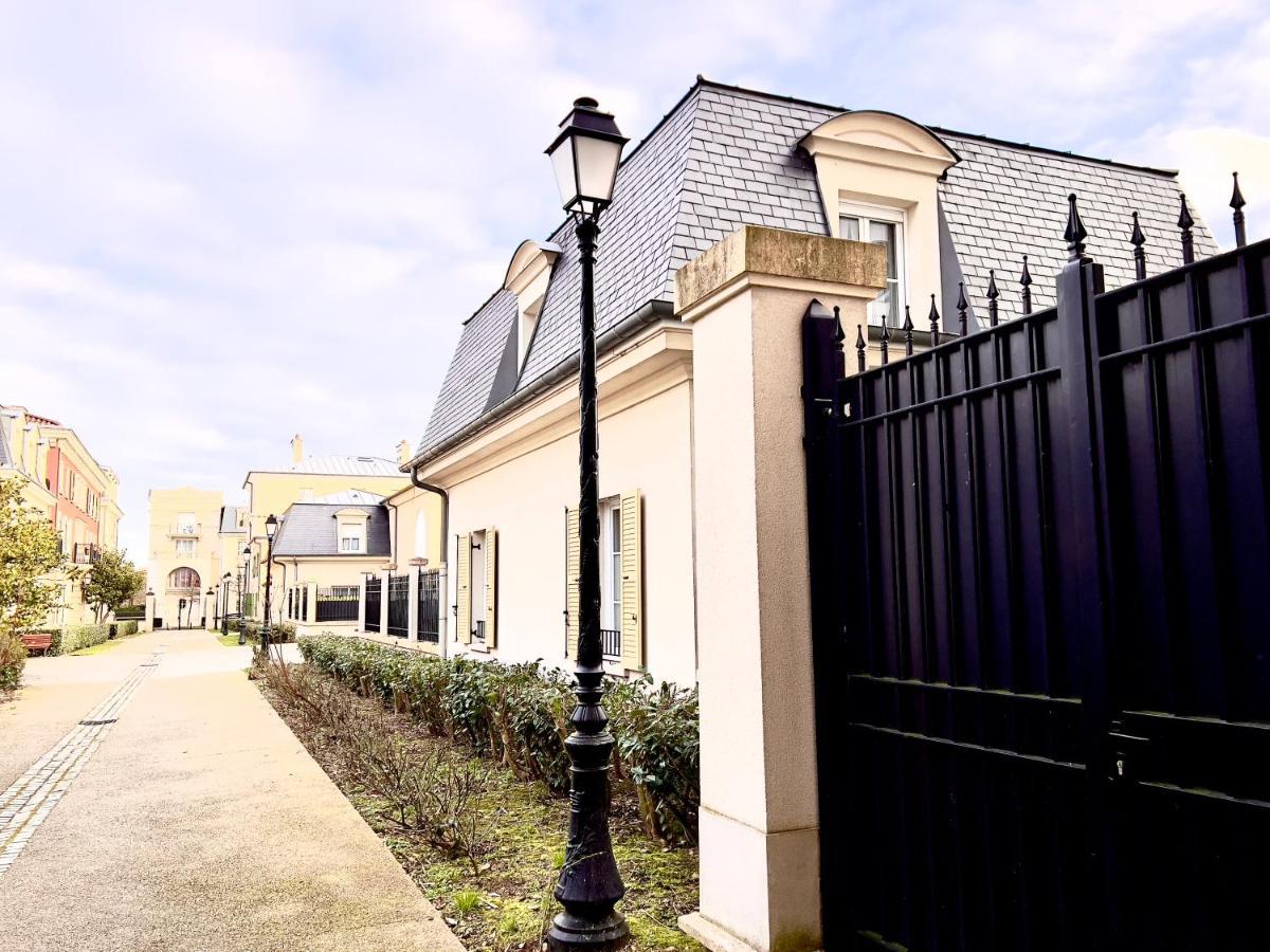 Lifestyle Disneyland Paris 8 Pax Serris Exterior photo